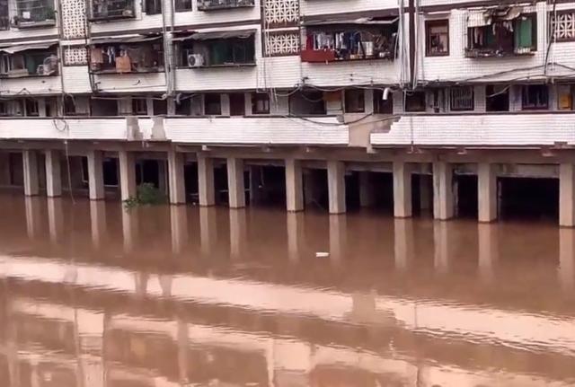 万州洪水实时报道